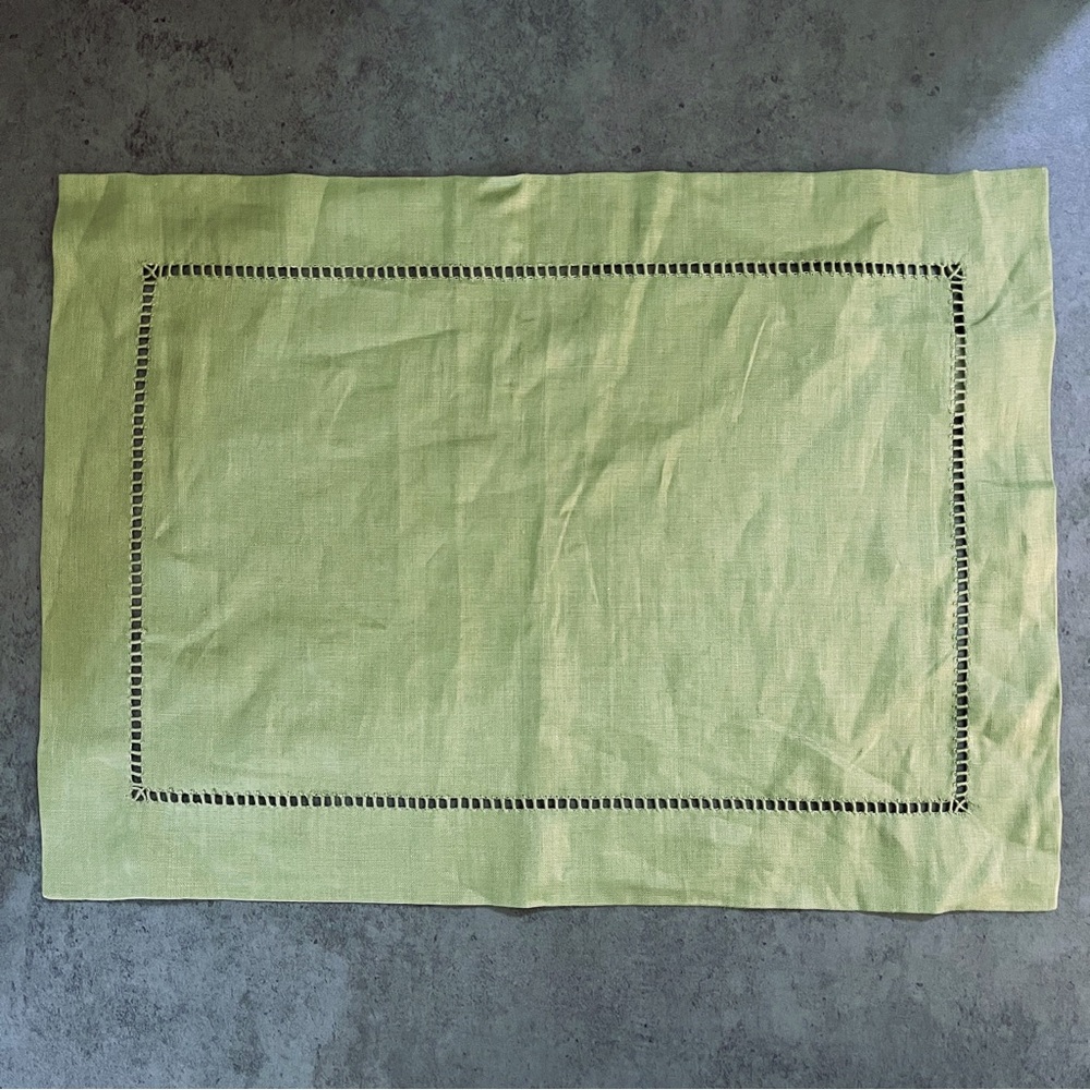 Set of 8 Linen Hemstitch Placemats